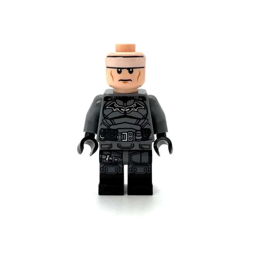 LEGO DC Batman Minifigure‎ sh0786 Incomplete Torso Legs Head Batarang Lot